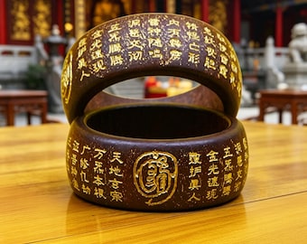 Anillo taoísta de jade vintage consagrado a medida con mantra de luz dorada para la riqueza, la buena suerte y la protección espiritual.