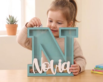 Hucha de madera personalizada con letra: nombre personalizado, decoración colorida para la habitación del bebé.