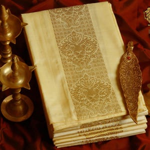 Leo Zodiac Handloom Silk Dhoti – Regal Weave for the Radiant Spirit