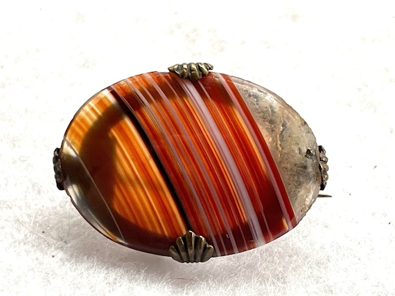Georgian Agate Brooch Rolled Gold and Carnelian - image 2