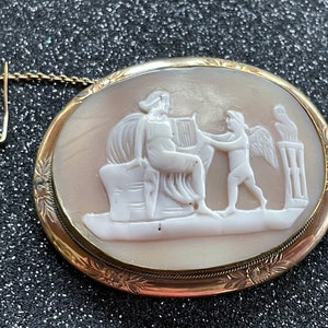 Victorian Cameo Brooch Cupid and Erato