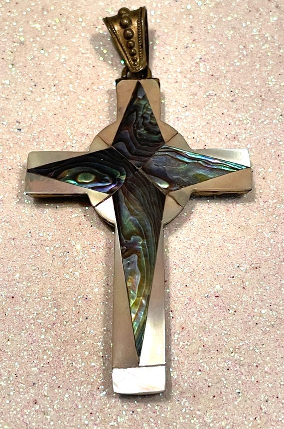 Victorian Mother of Pearl and Enamel Pendant - la… - image 10