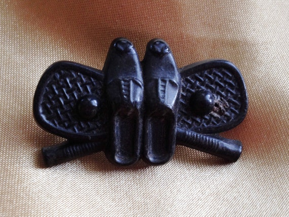 Victorian Pressed Horn Tennis Brooch - Original A… - image 3