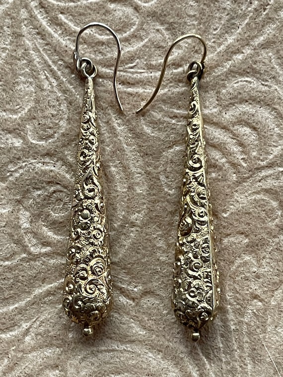 Victorian Pinchbeck Gold Earrings - image 5