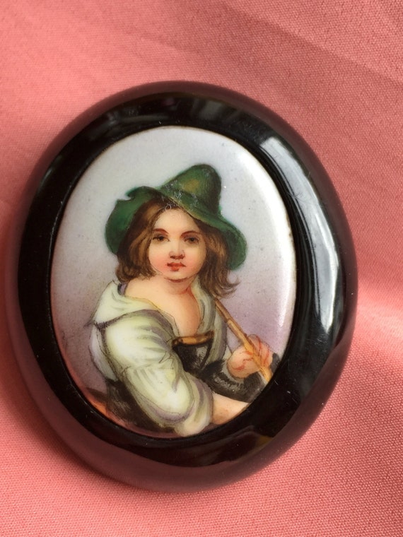 Victorian Brooch Whitby Jet Painted Porcelain Tyr… - image 4