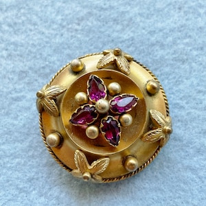 Victorian Locket Brooch Gold Gilt Cannetille Garnet Paste