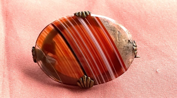 Georgian Agate Brooch Rolled Gold and Carnelian - image 4