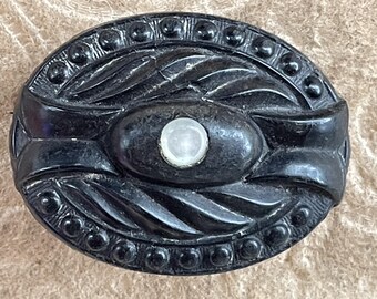 Victorian Brooch Pressed Horn