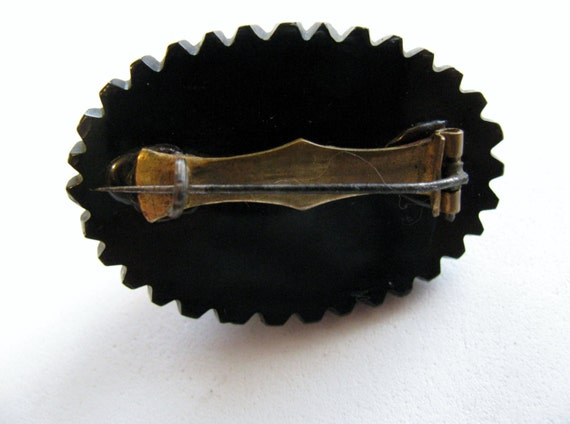 Victorian Whitby Jet Mourning Brooch - image 3