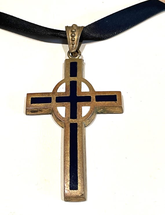 Victorian Mother of Pearl and Enamel Pendant - la… - image 2