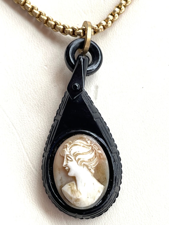 Victorian Cameo Whitby Jet Pendant with Modern Go… - image 1