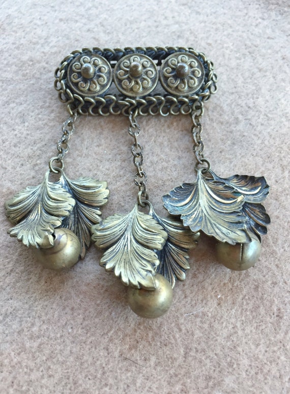 Fred Gray Corp Dangle Brooch Leaf Clusters 1930s J