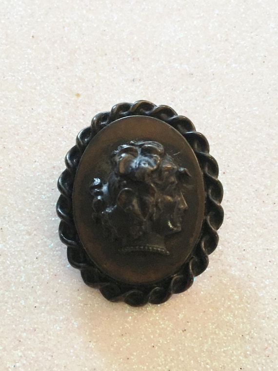 Victorian Cameo Brooch Vulcanite High Relief - image 2