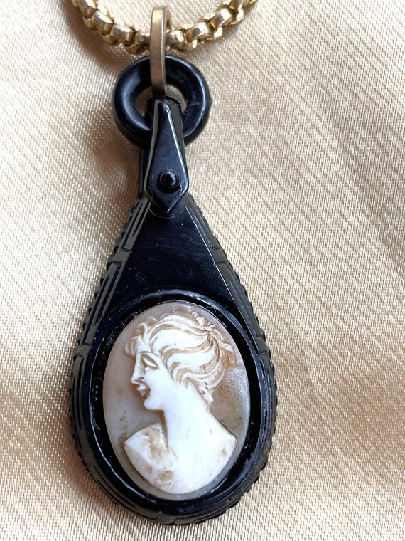 Victorian Cameo Whitby Jet Pendant with Modern Go… - image 4