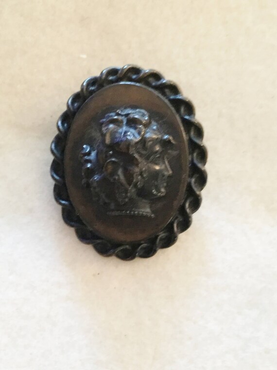 Victorian Cameo Brooch Vulcanite High Relief - image 5