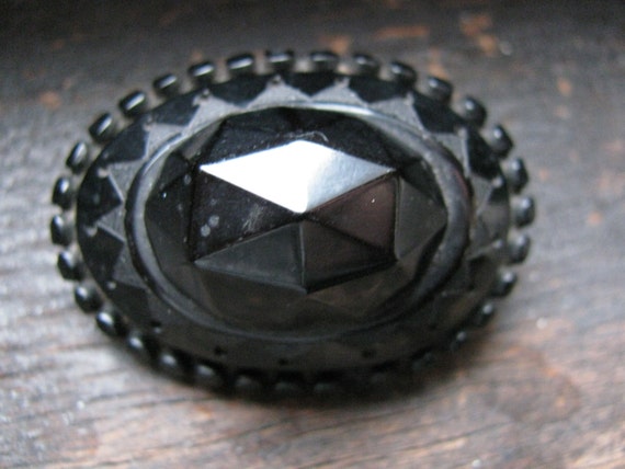 Victorian Whitby Jet Mourning Brooch - image 1