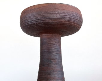 Modernist Incised Spiral Pedestal Studio Stoneware Planter Vase Mid Century 8 1/4" Tall // Condition: Popped bubble to interior glaze