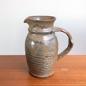 Vintage Yukio Onaga Stoneware Pitcher Studio Pottery Mottled Glaze 8 1/4&quot; Tall // Condition: Manufacturing chips on bottom edge
