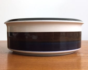 Arabia Finland Kaira Vegetable Bowl 9" Mid Century Modern Scandinavian // Condition: Some light scratching, scuffs, wear