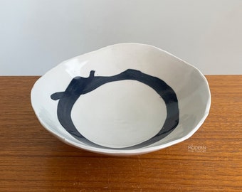 Modernist Signed Footed Studio Ceramic Bowl with Sumi-e Painting Style Decor 6 3/4" // Condition: Glaze pops