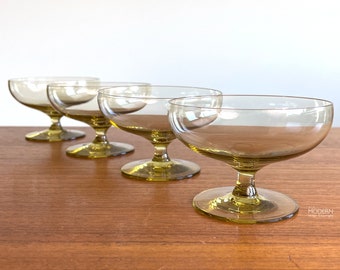 4 Russel Wright American Modern Chartreuse Sherbet Glasses Champagne Coupes Morgantown 2 5/8" tall // Condition: Light scratches,scuffs,wear