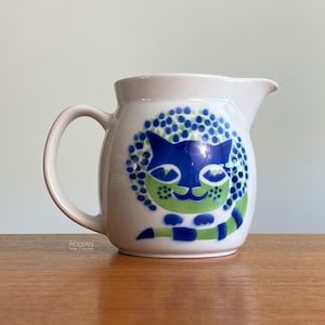 Arabia Finland Kissa Cat Pitcher Blue Green Medium Size by Gunvor Olin-Grönqvist // Condition: Brown spotting on interior
