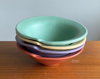 4 Cyclamen Julie Sanders Soup Bowls Green Purple Yellow Orange California Ceramic 8" // Condition: Light wear such as marks,scratches,scuffs