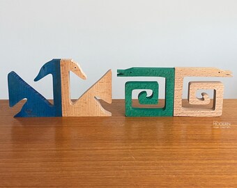 Snakes and Swans Creative Playthings Spiel Naef Interlocking Wood Puzzles by Fredun Shapur Original Box // Condition: Chip on blue swan