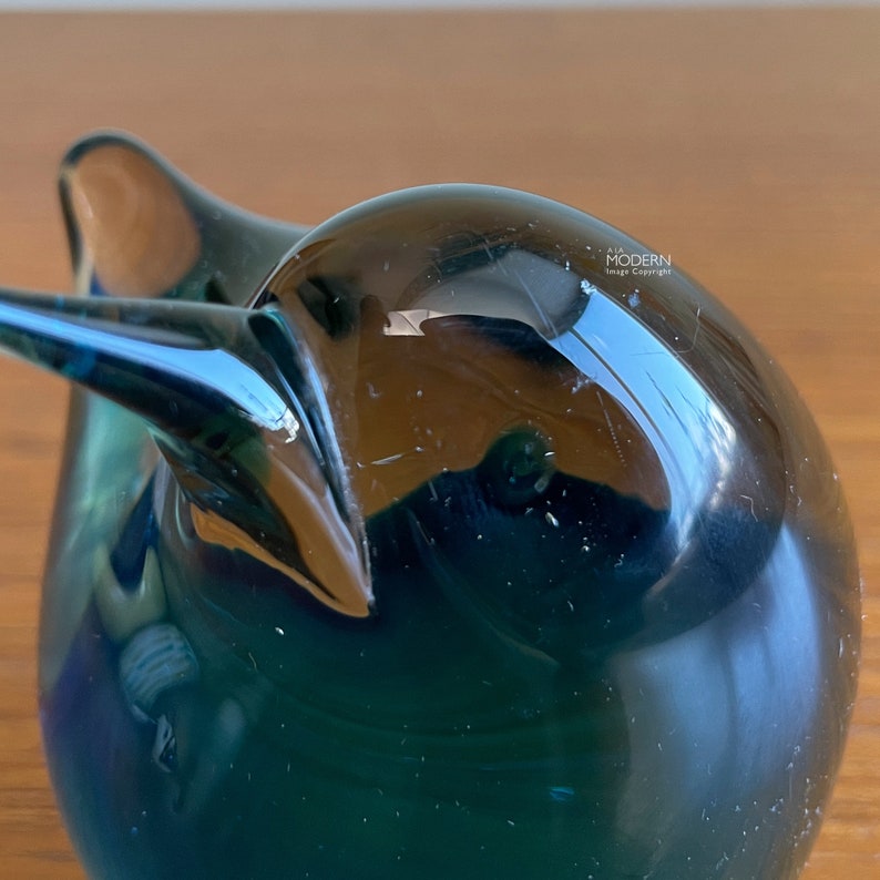 Salviati Style Small Blue Sommerso Glass Bird Paperweight Figurine 3 // Condition: Minor scratches and scuffs, inclusions in glass. image 6
