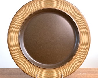Harrison McIntosh for Mikasa Japan Stone Ridge PK002 Chestnut Chop Plate Platter 12 3/8" // Condition: Light wear,metal marks