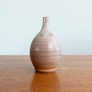 Japanese Modern STC Gray Brown Stoneware Small Weed Pot Vase 3 3/4 // Condition: Manufacturing roughness to the opening area. image 1