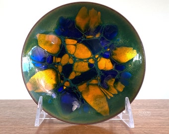 Win Ng Jeweled Kaleidoscope Green Yellow Blue Enamel Dish San Francisco 5 1/2" // Condition: Tarnish, wear on back