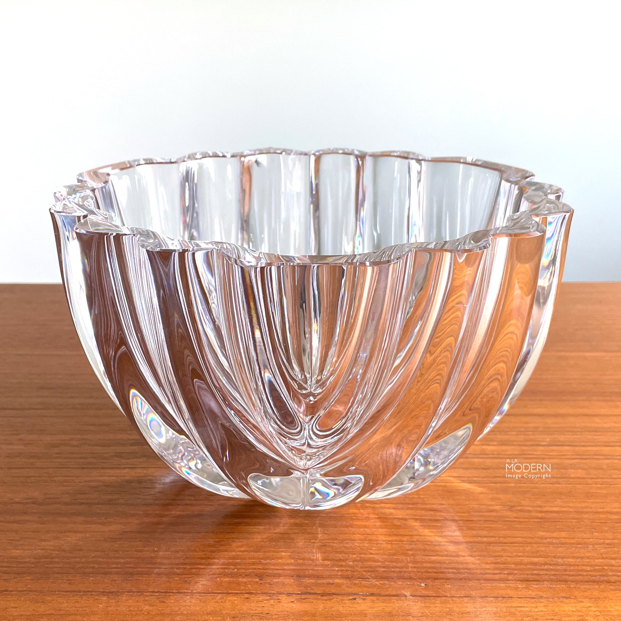 Orrefors Lars Hellsten Isabella Swedish Modern Signed Glass