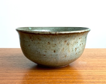 MG Studio Pottery Blue Green Speckled Glaze Stoneware Small Bowl Signed Mid Century Modern 5 1/2" Wide