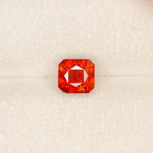 Fasetterad sfalerit ädelsten: 2,74 ct orangeröd Asscher-slipning, Spanien