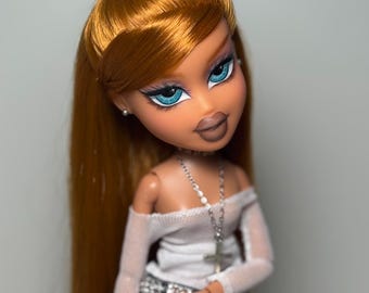 Boneca Bratz única com cabelo vermelho