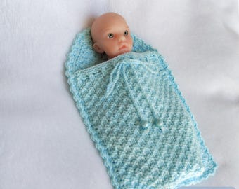 Molde de casulo de tricô para bonecas de 23 cm (9 polegadas) em PDF - Fácil para iniciantes