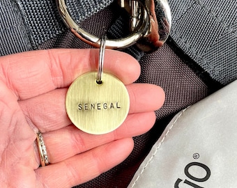 Etiquetas de identificación para mantas de caballo, etiqueta tu equipo ecuestre, etiquetas personalizadas para artículos de caballos o mascotas, elige entre plata o latón con anillas.