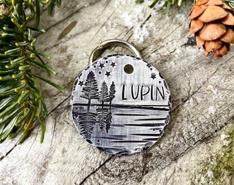 Aangepaste ambachtelijke metalen honden-ID, uniek gepersonaliseerd naamplaatje huisdierhalsband - Reflection Lake - oudercadeau huisdier van 1,25'' aluminium, koper of messing
