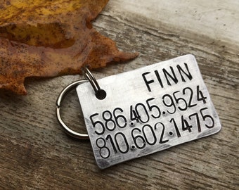 Groot hondenlabel voor honden, aangepast metalen huisdier-ID-naamplaatje met telefoons, metalen naamplaatje voor huisdieren met de hand gestempeld, cadeau voor huisdier ouder, nieuwe puppy