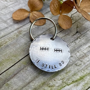 10th Anniversary Keychain - Personalized Tin Gift - Ten Years Anniversary Gift for Wife, Husband - Tally Marks - Traditional Iron Keychain