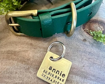 Aangepaste vierkante huisdier-ID-tag, gepersonaliseerde ambachtelijke hond, kat kraagbedel, leuk modern handgestempeld metalen cadeau, eenvoudige huisdier-ID met telefoons