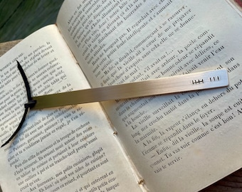 Custom Bronze Anniversary Bookmark, 8th Eighth Anniversary Gift - Tally Mark Bookmark, Personalized Metal Bookmark, Gift for Book Lovers