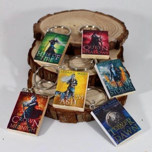 Throne of Glass Inspired mini book keychain