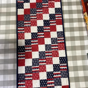 Patriotic table runner