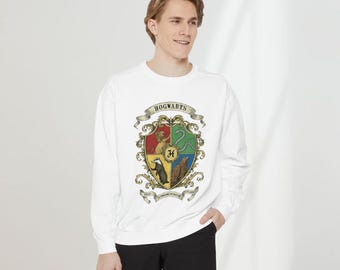 Magical Hogwarts Sweatshirt – Cozy Unisex Sweater for Harry Potter Fans, School Spirit, Fall Fashion, Gifts & Magical Comfort