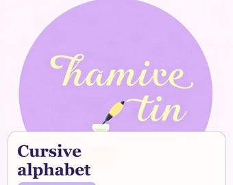 Puede incluir: Una portada de cuaderno educativo cuadrada con un gran círculo lavanda que contiene el texto cursivo amarillo "hamive tin" y un pequeño icono de bolígrafo amarillo. Debajo, un rectángulo blanco muestra el texto azul oscuro "Cursive alphabet" y "Ages 7-10 - 16 pages".