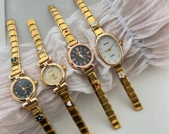 Relógio de pulseira modular Y2K, relógio de pulso de ouro para mulheres, relógio de charme fofo, relógio de ouro minimalista moderno, relógio elegante e personalizável para presente para ela