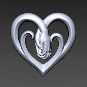 以下が含まれることがあります： ハート型のフレームの中に、手を繋いだ銀色の彫刻。手は精巧に作られ、ハートは滑らかで曲線的なデザインです。背景は濃いグレーです。