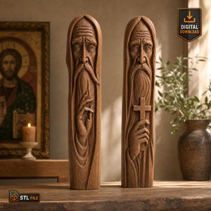 Puede incluir: Dos esculturas de madera de figuras vestidas con largas barbas. Una figura tiene una mano levantada, la otra sostiene una cruz. Las esculturas están talladas en madera y se mantienen erguidas. El fondo incluye un icono religioso enmarcado y un icono de descarga digital.